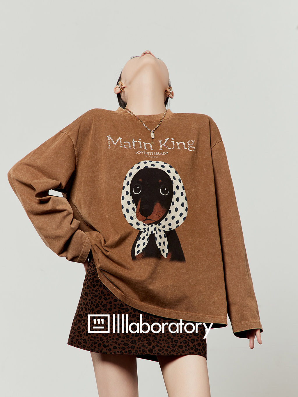 Floral Scarf Pet Distressed Tee — product image 1: SKU 属性图_01