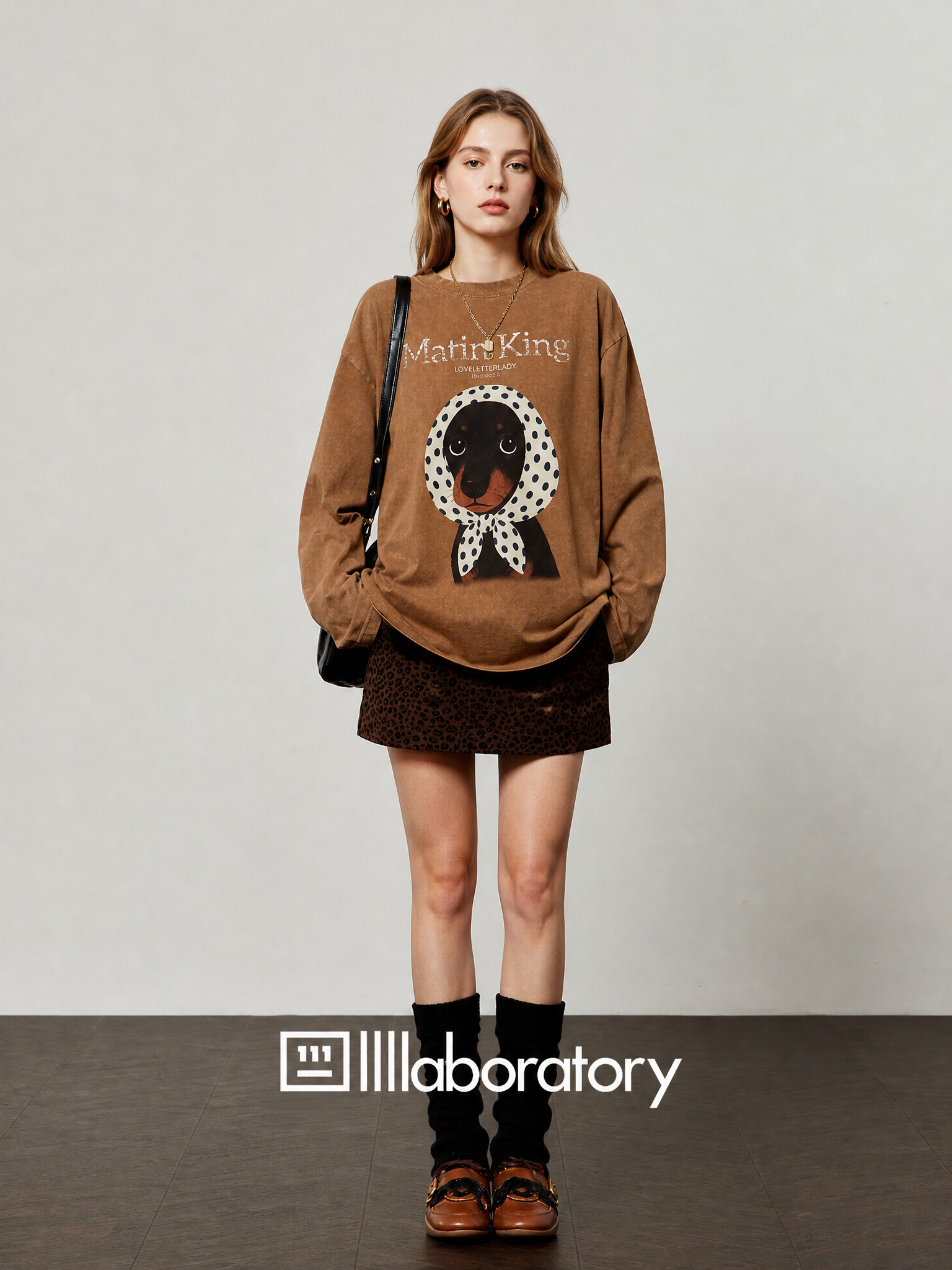 Floral Scarf Pet Distressed Tee — product image 7: A01
