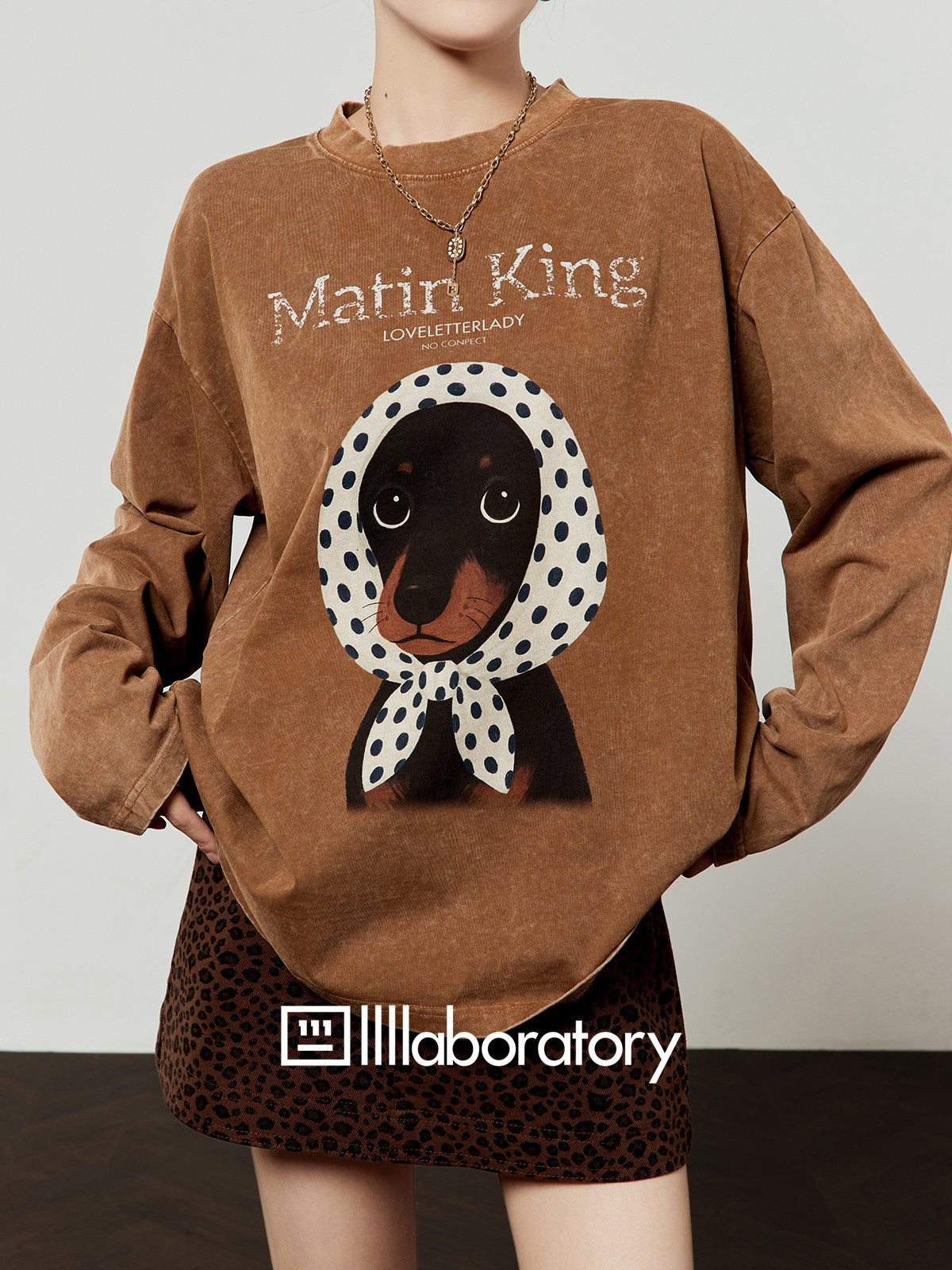 Floral Scarf Pet Distressed Tee — product image 12: 描述图_21